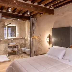 Truffle House Tuscany Tuber Albidum Pico Montepulciano Stazione